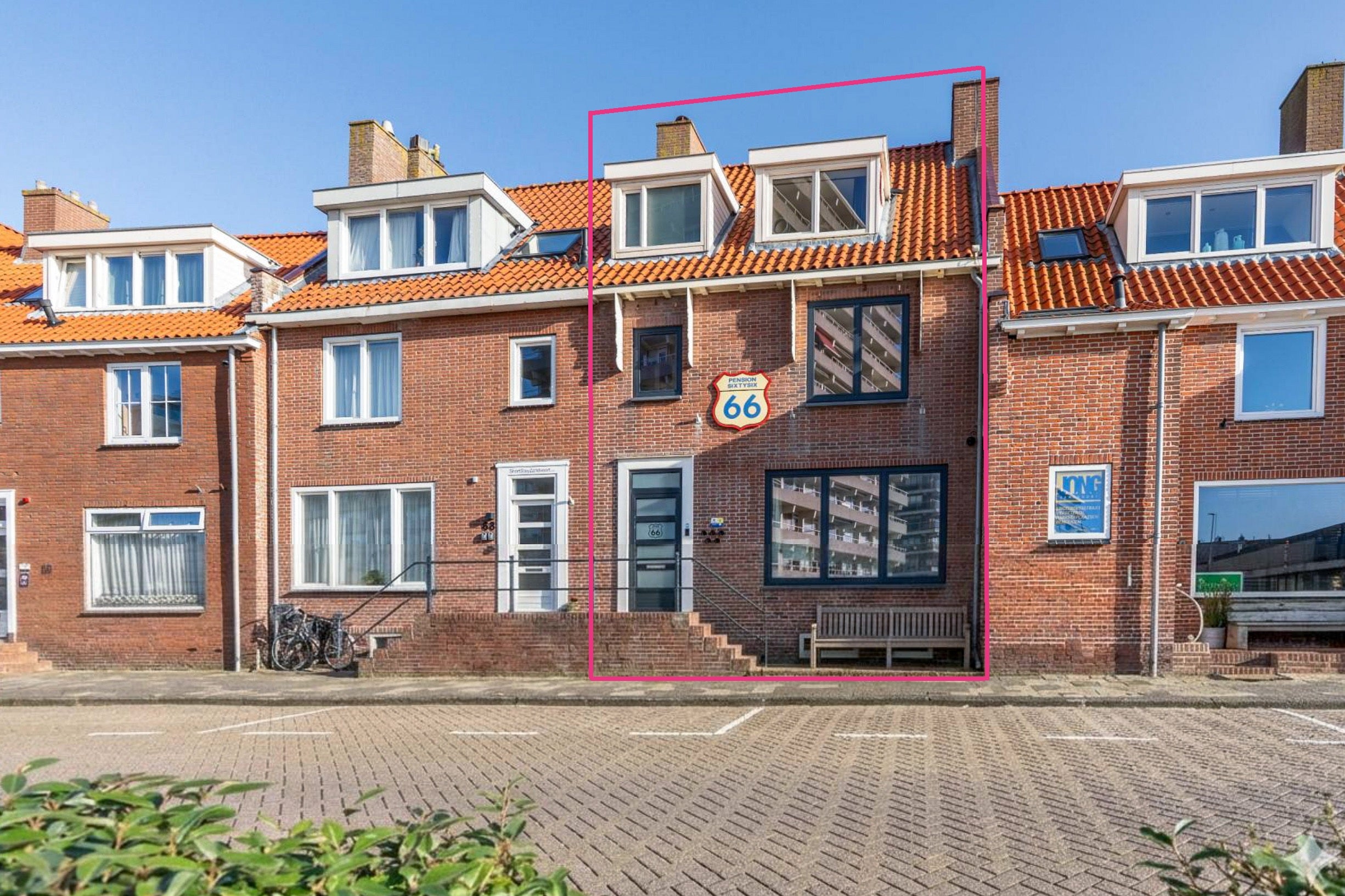 Huis Burgemeester Engelbertsstraat 66 in Zandvoort