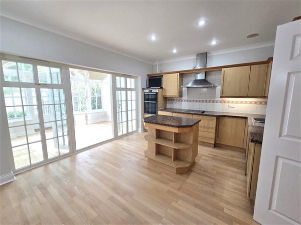 House Savery Drive in Elmbridge