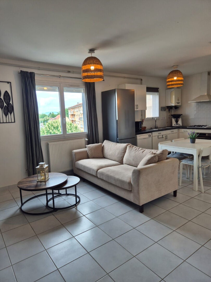 Appartement Rue Louis Chauvin à Pont-de-Chéruy