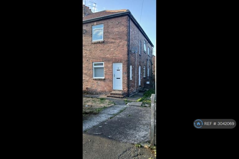 Flat Scarborough Road in Newcastle upon Tyne