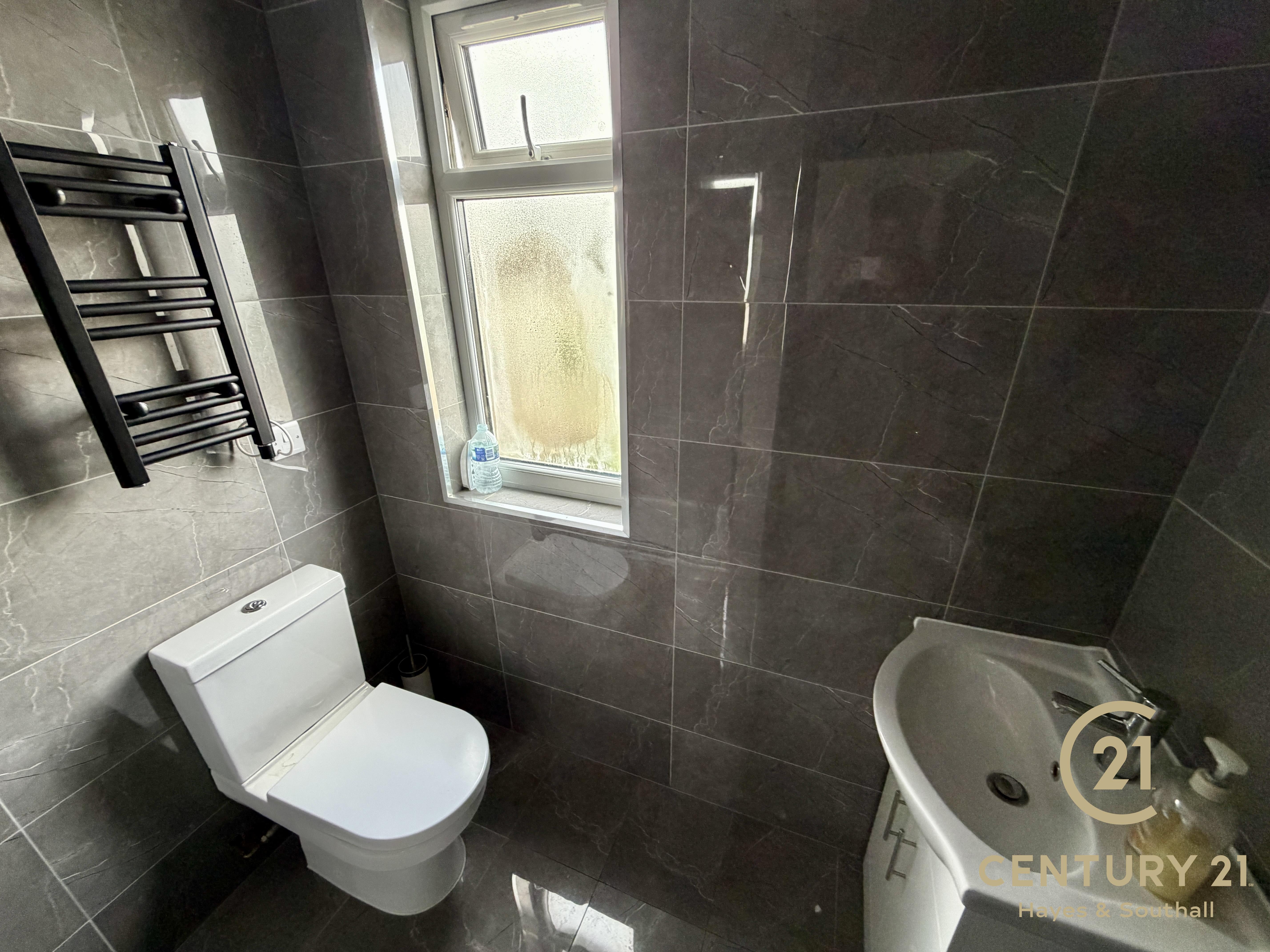 Room Sipson Road in Greater London