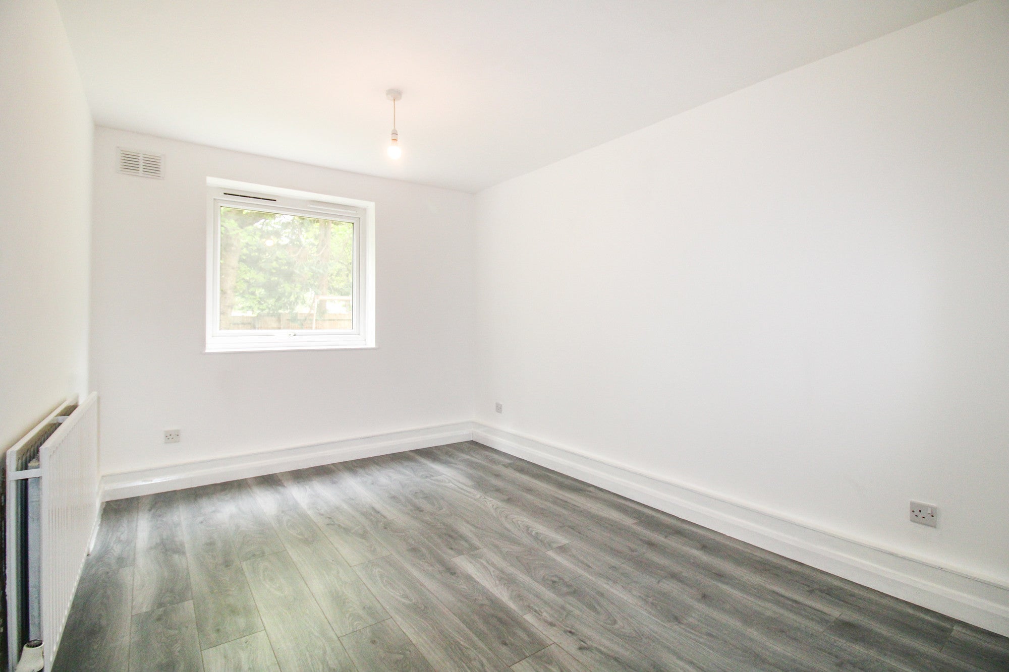 Flat Fairfax Mews in Rushmoor