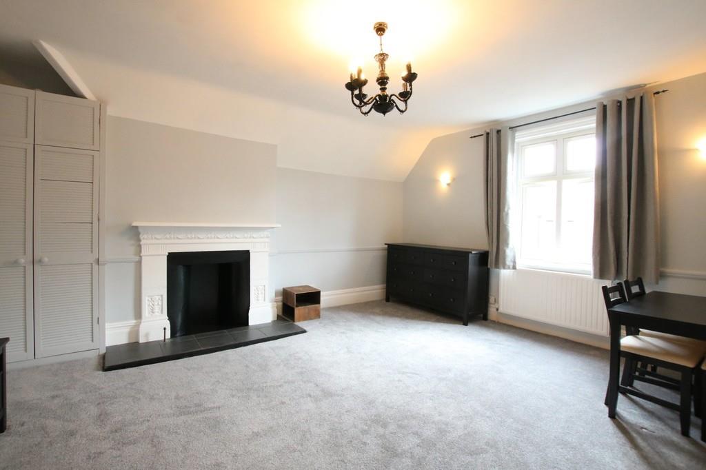 Flat Ellis Close in Greater London