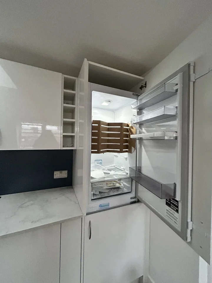 Flat Netherwood Road in Greater London
