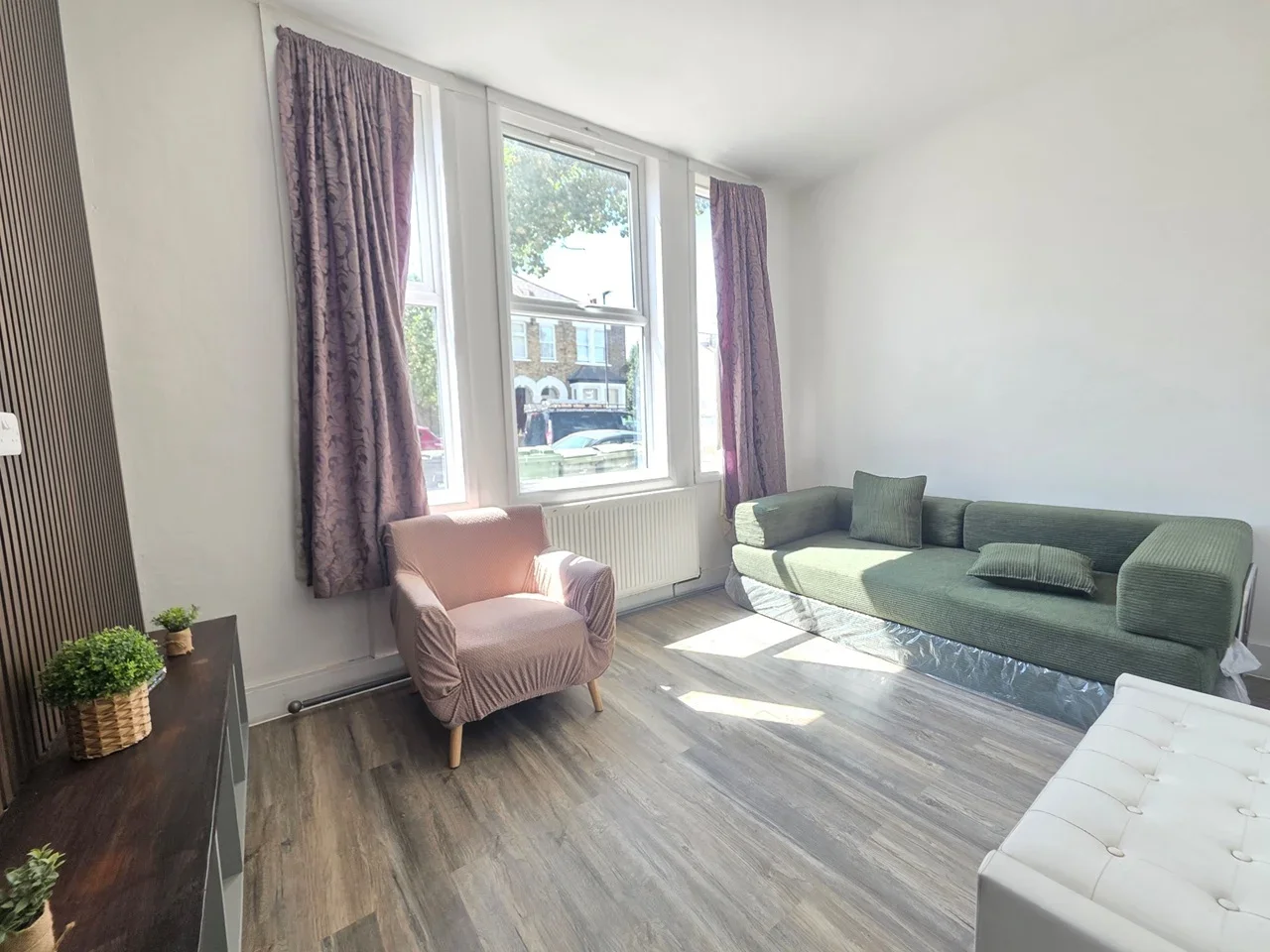 Flat Prioress Road in Greater London