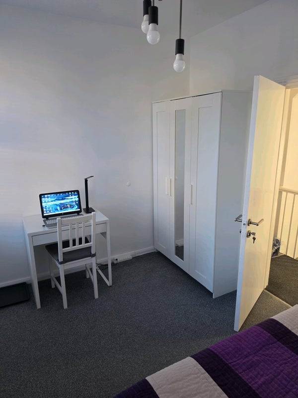 Room Selhurst New Road in Greater London