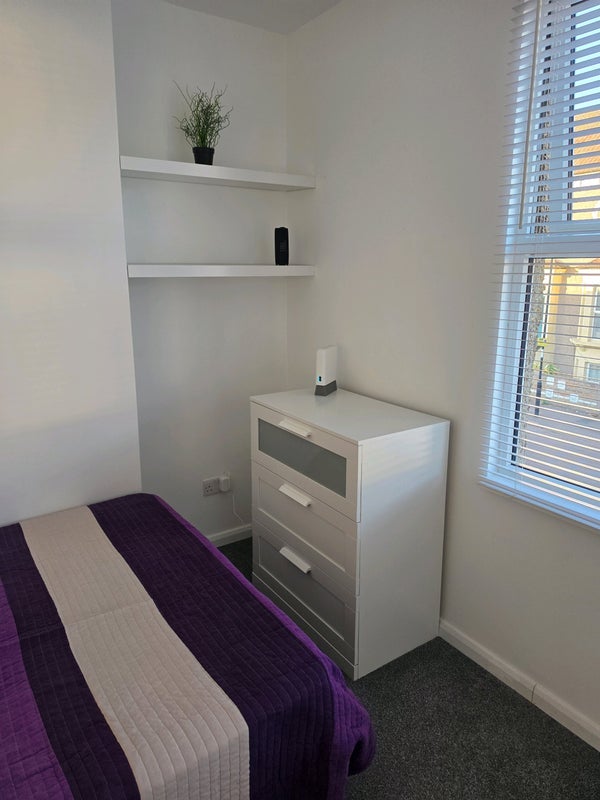 Room Selhurst New Road in Greater London