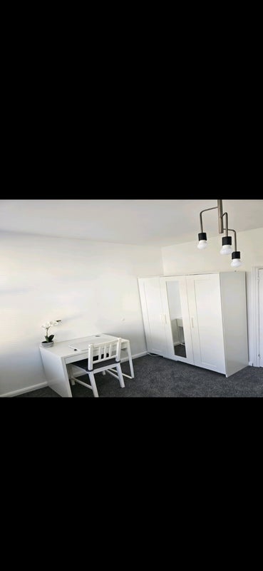 Room Selhurst New Road in Greater London
