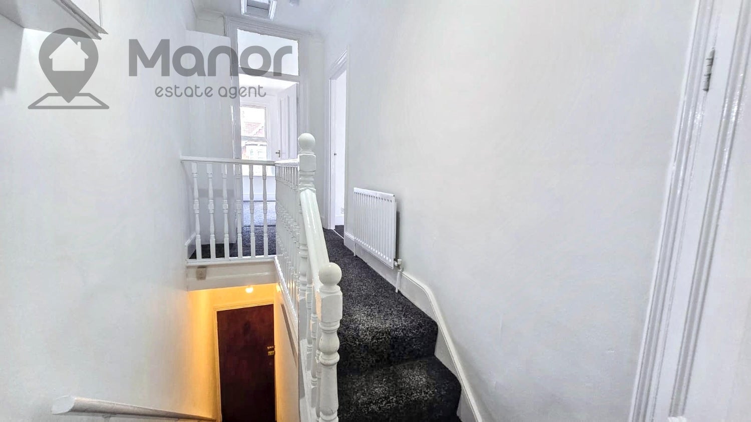 Flat Second Avenue in Greater London