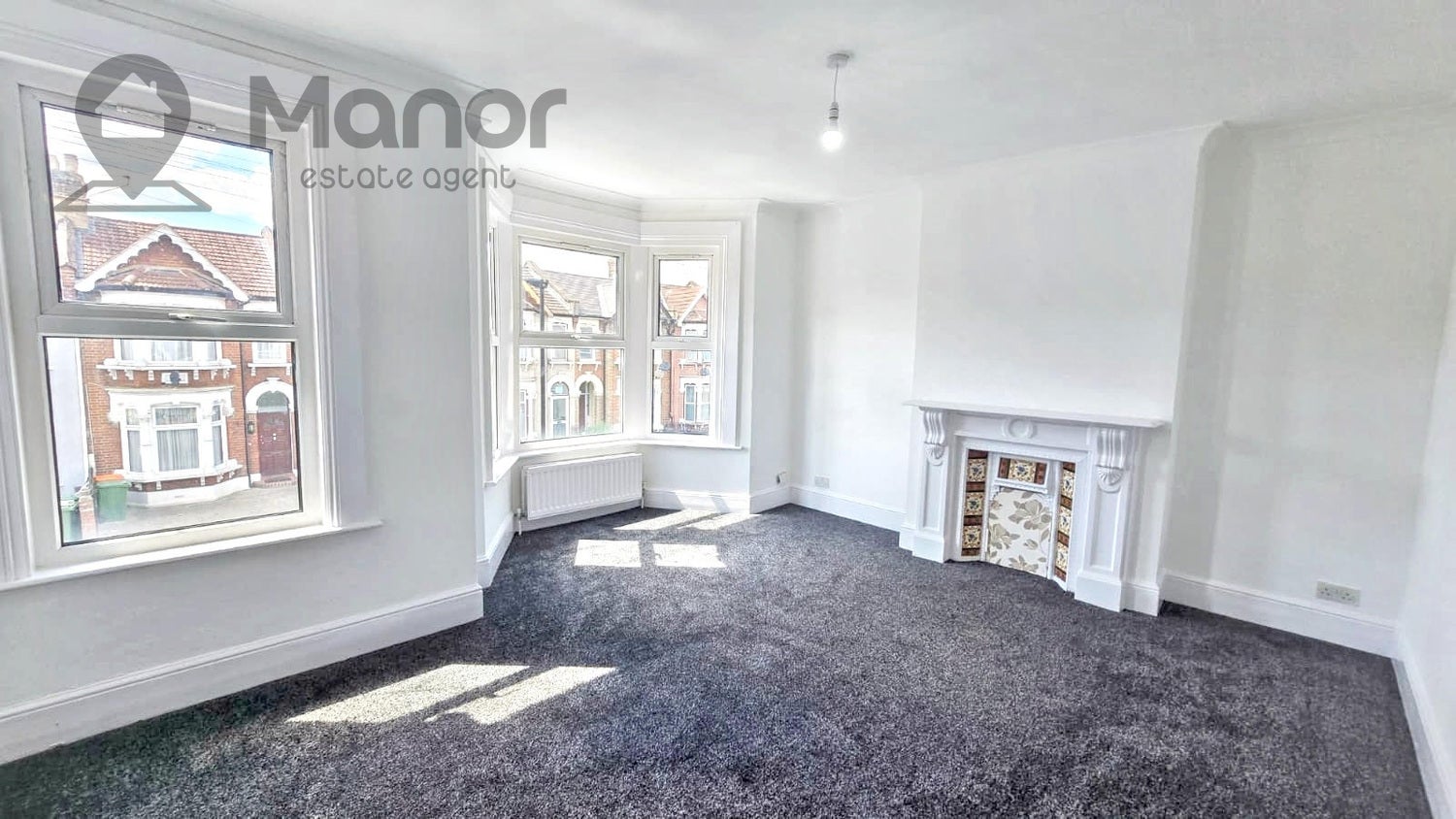 Flat Second Avenue in Greater London