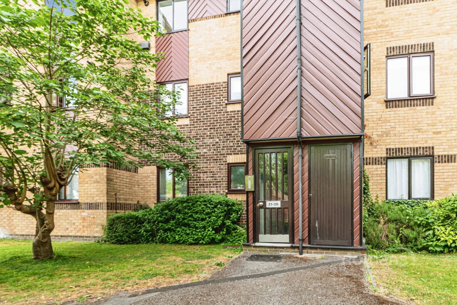 Flat St Paul's Court in Reading
