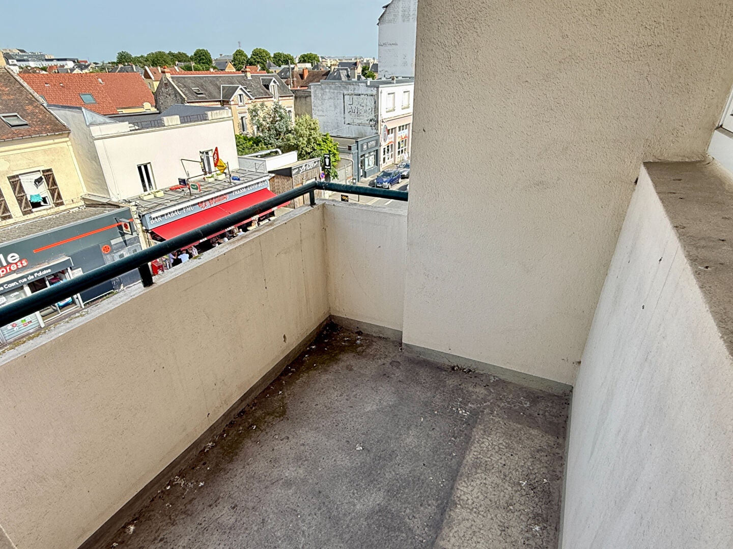 Flat Rue Leverrier in Caen