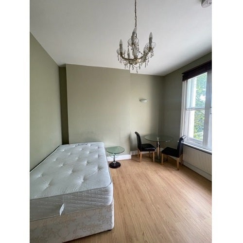 Room Elsham Road in Greater London