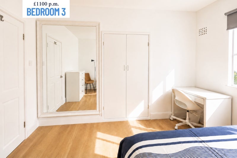 Room Westbridge Road in Greater London