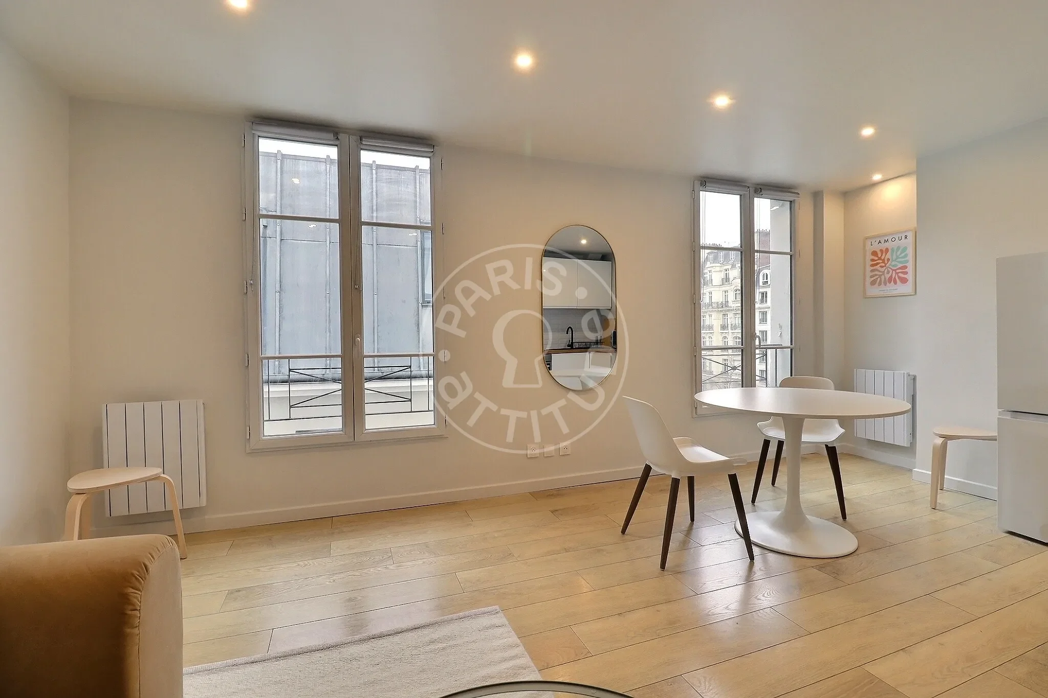 Appartement Rue de Lévis à Paris