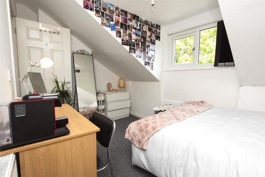 Flat Tiverton Road in Birmingham