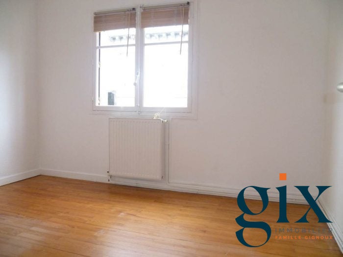 Flat Rue Dolomieu in Grenoble