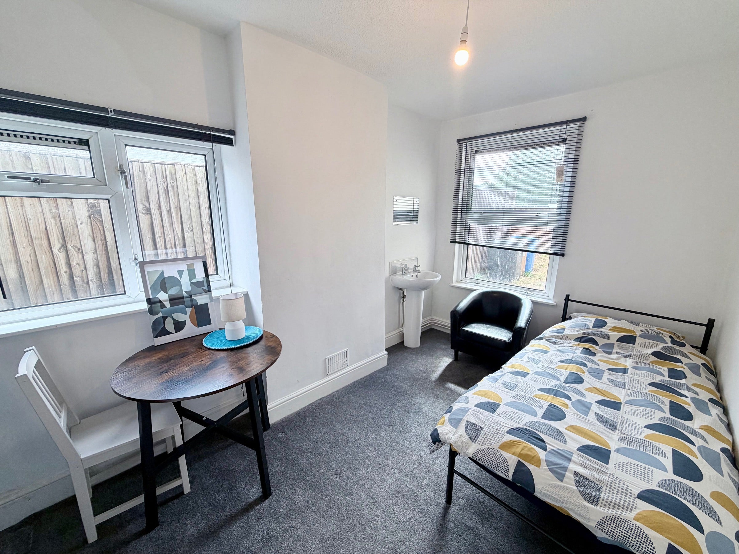 Room Nelson Road in Ipswich