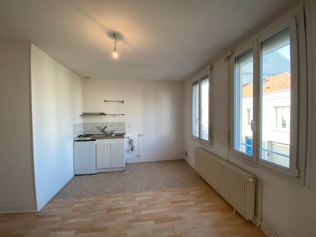 Appartement Rue Antoine Goussiez à Reims