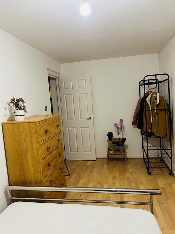 Room Kavanaghs Road in Brentwood