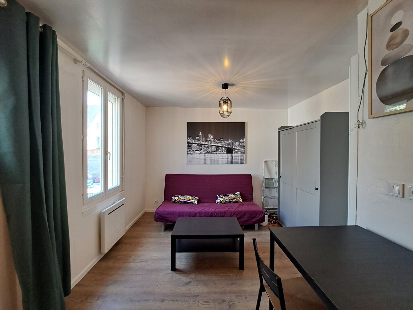 Chambre Rue de Louvois à Reims