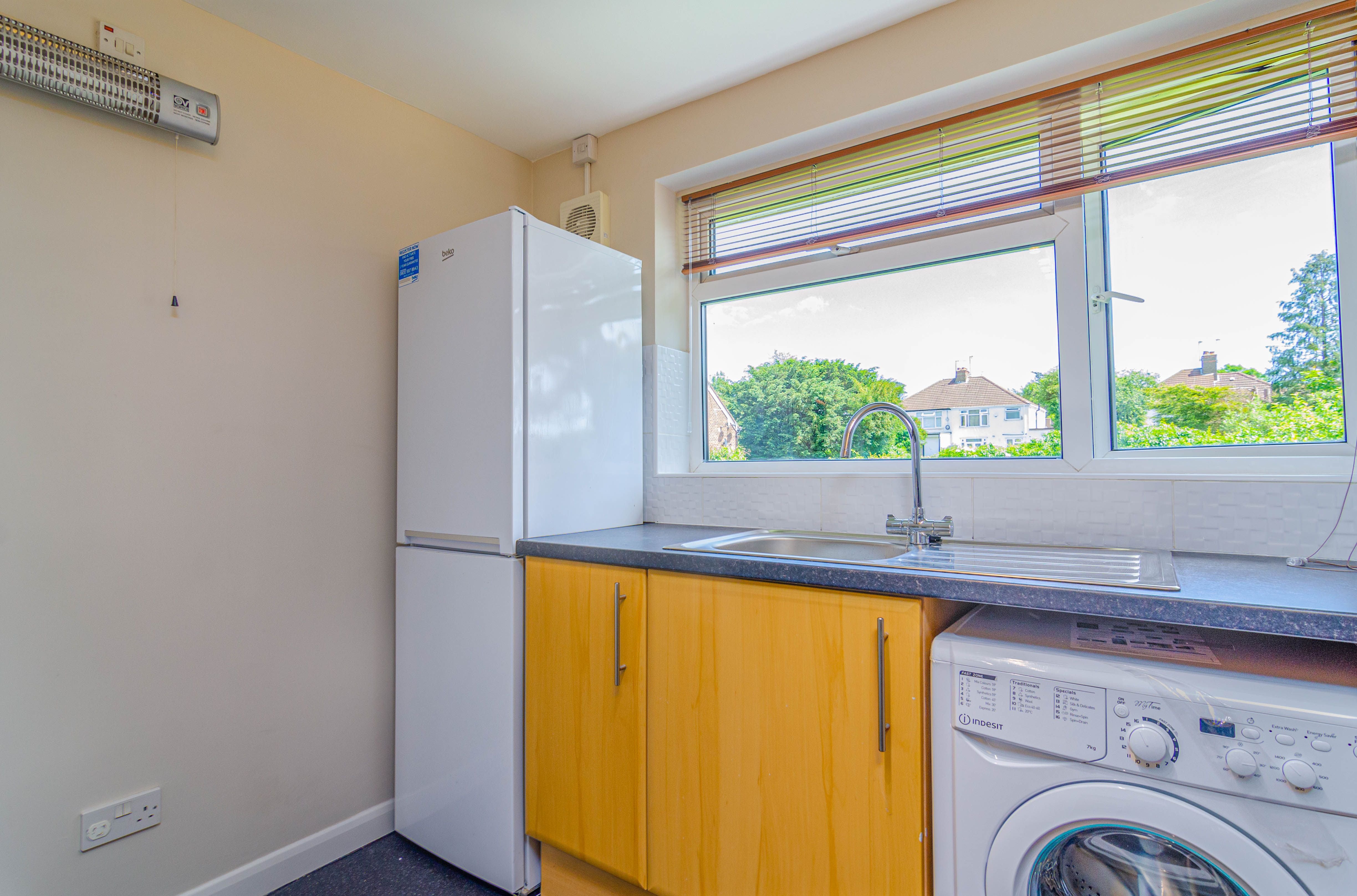 Flat Trevor Close in Greater London
