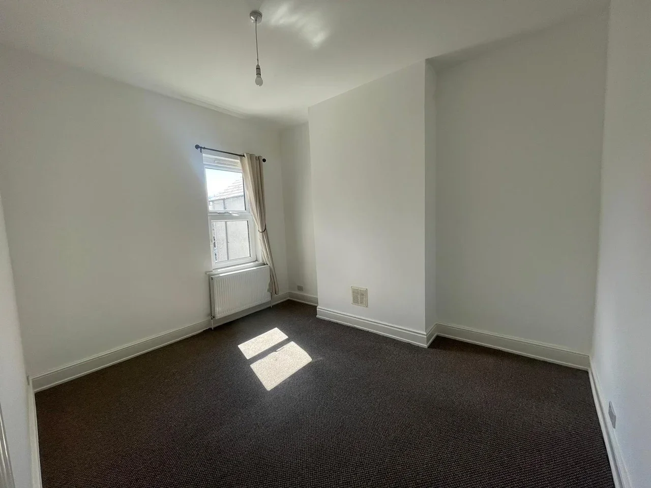 Flat Corporation Road in Newport