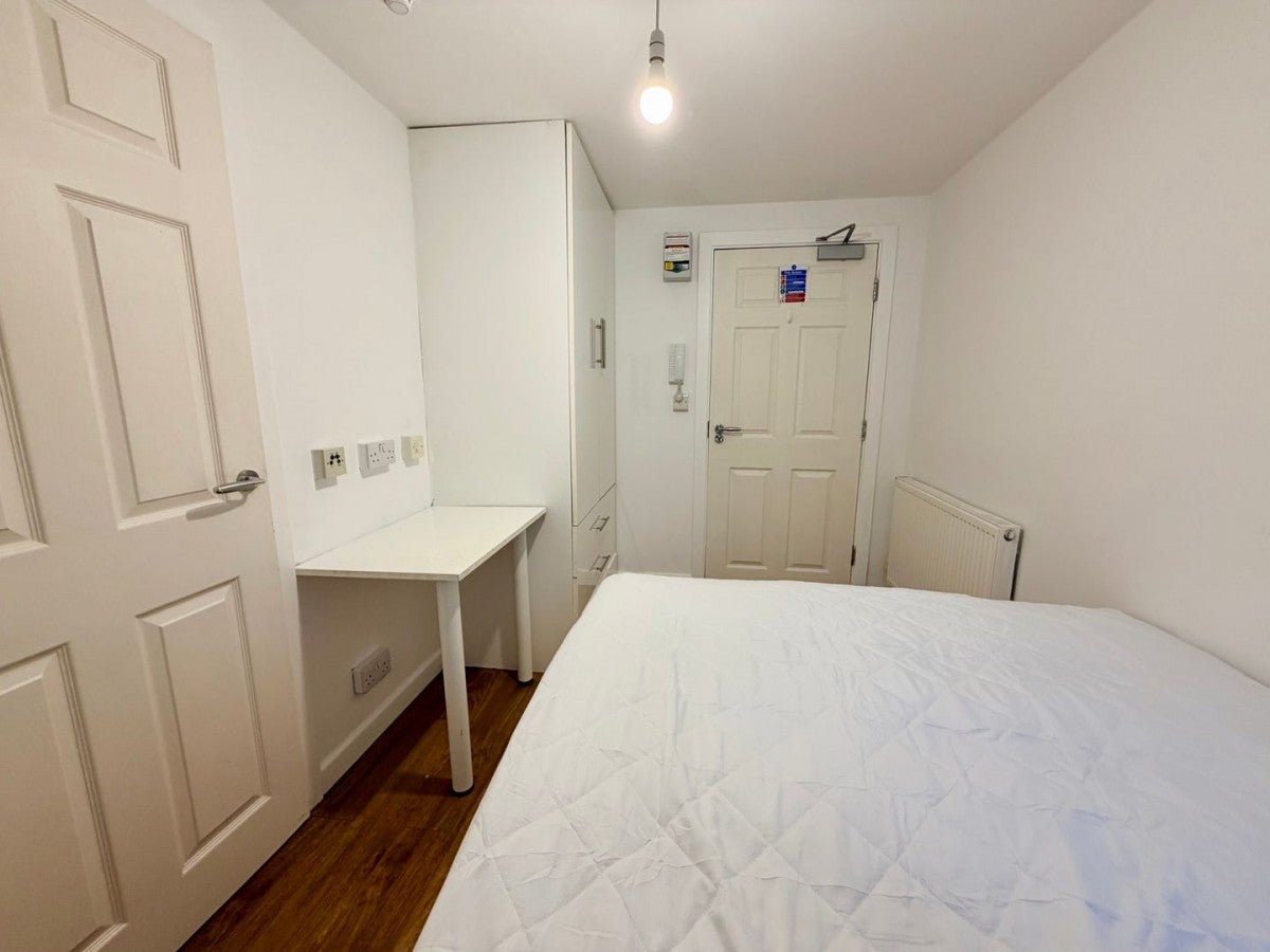 Room Fawcett Street in Sunderland