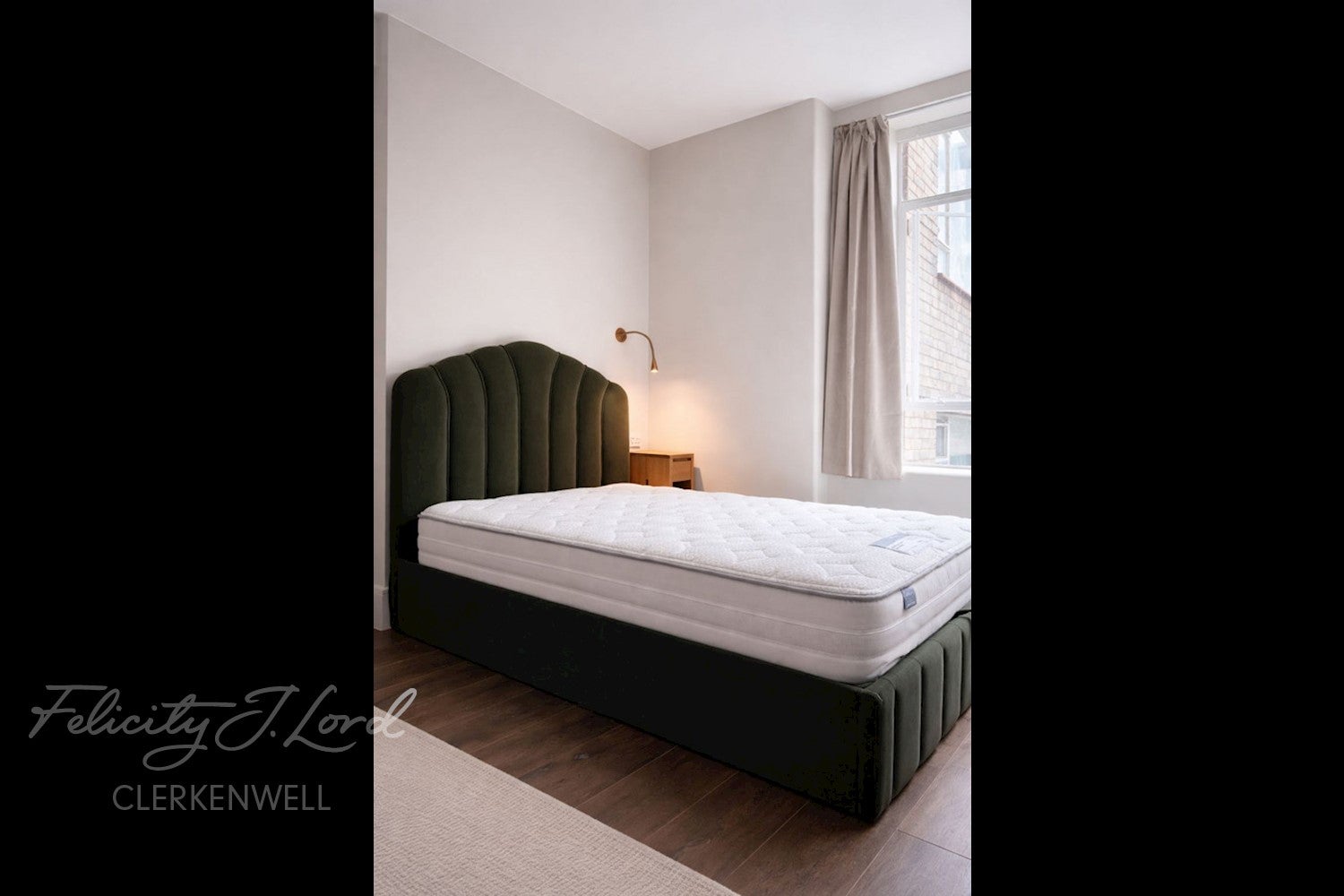 Flat Charterhouse Square in City of London