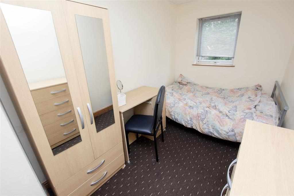 Flat Hubert Road in Birmingham