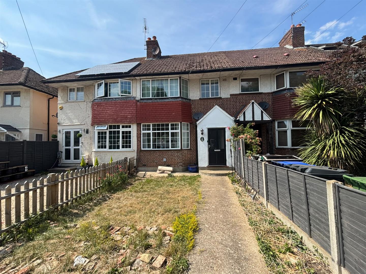 House Orchard Close in Denham