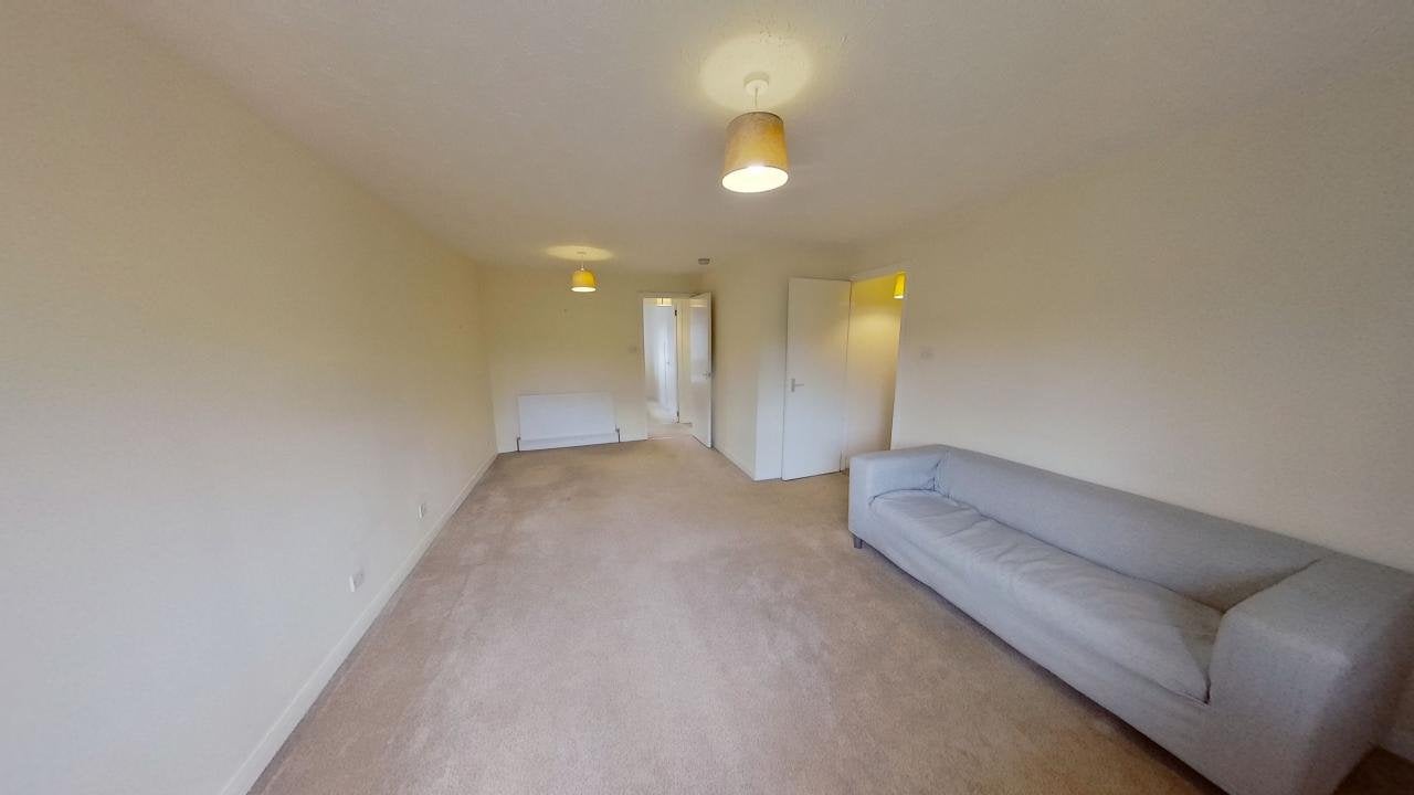 Flat Fortingall Avenue in Glasgow