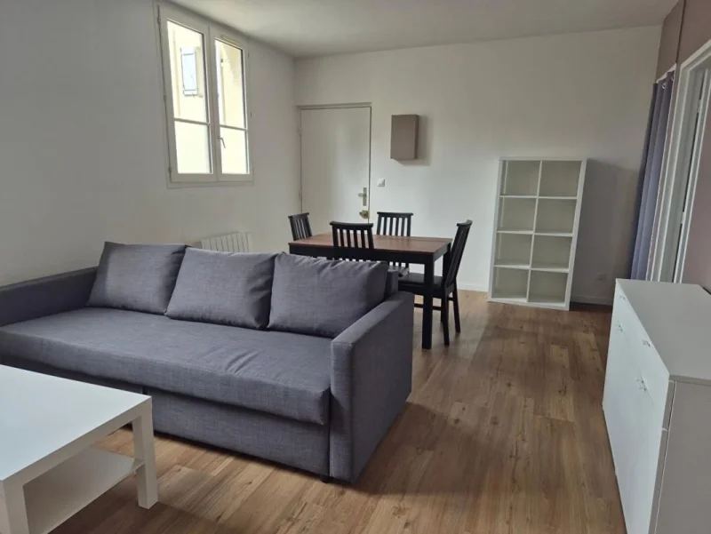 Flat Rue Charles Lescot in Pont-Sainte-Maxence