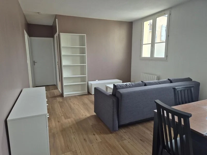 Flat Rue Charles Lescot in Pont-Sainte-Maxence
