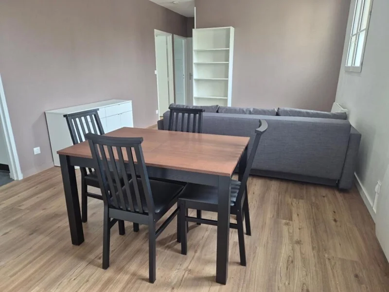 Flat Rue Charles Lescot in Pont-Sainte-Maxence