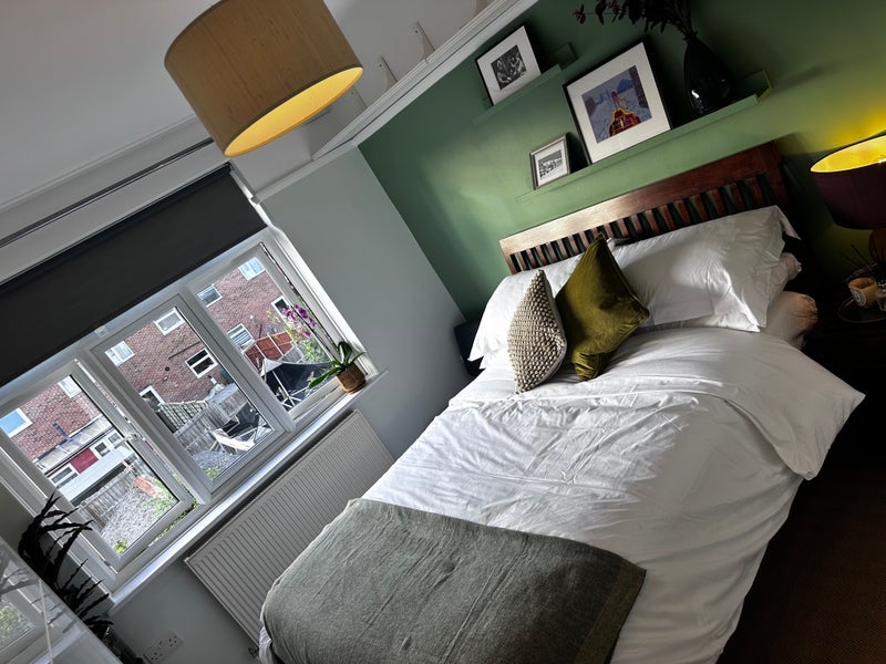 Room Lilian Road in Greater London