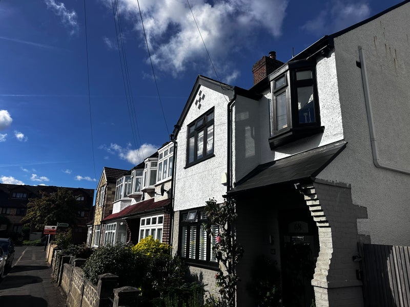 Room Lilian Road in Greater London