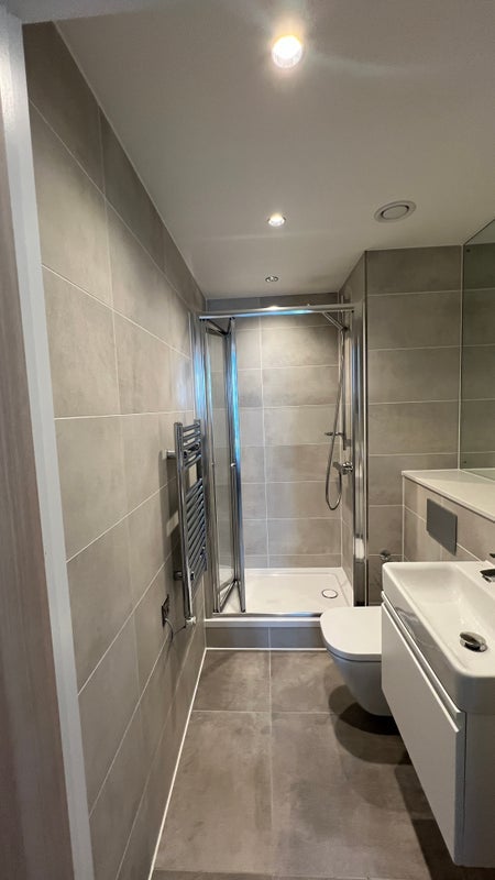Room Hankinson Way in Salford