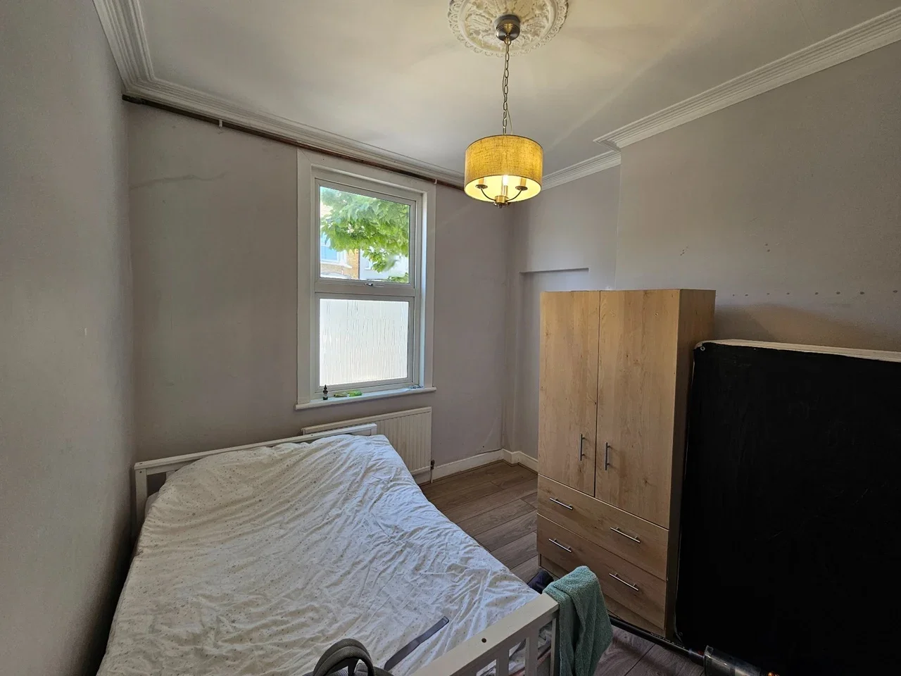 Flat Silvermere Road in Greater London