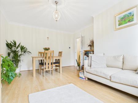 Flat Coppice Beck Court in Harrogate