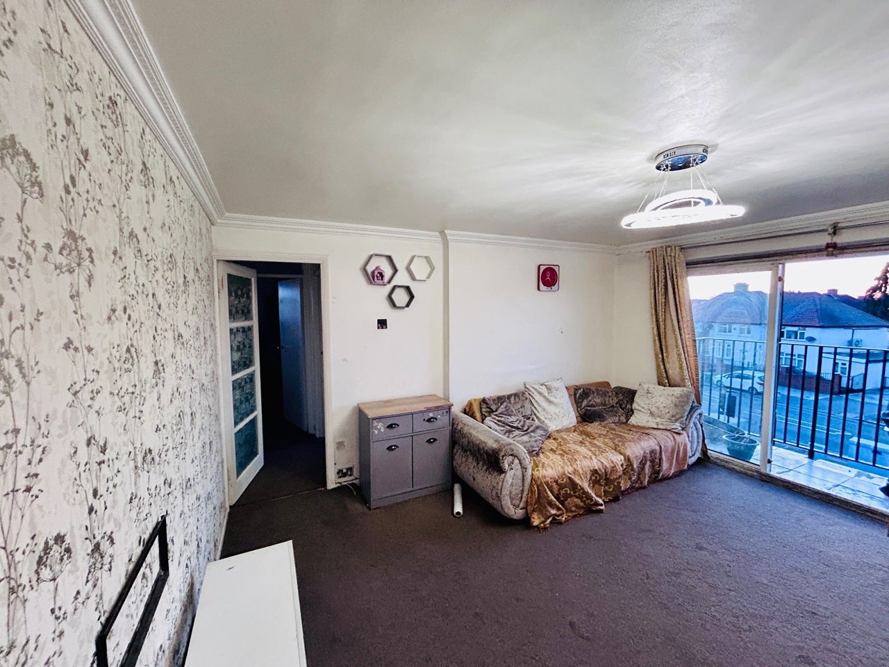Flat Sherringham Avenue in Greater London