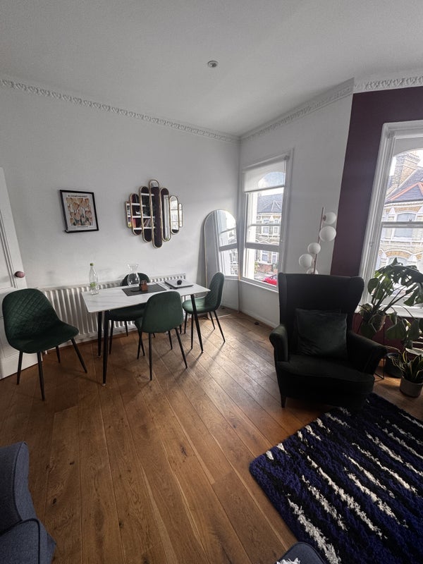 Room Ballater Road in Greater London