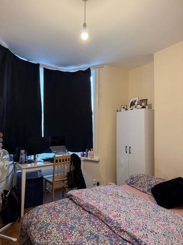 Room Studley Road in Greater London