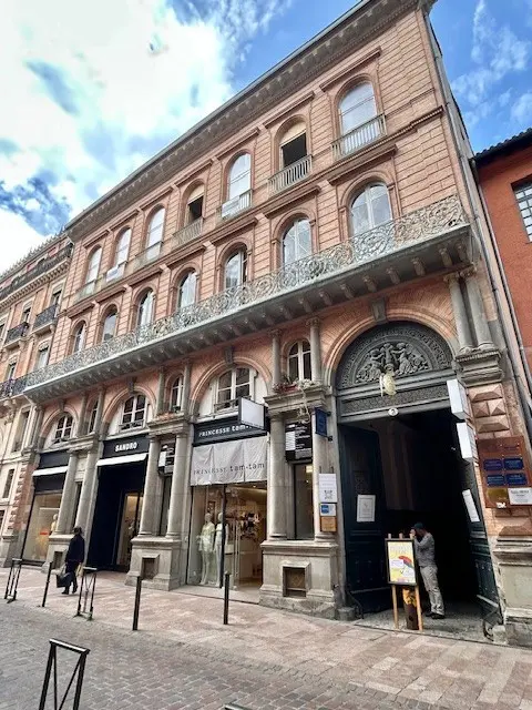 Flat Rue Saint-Antoine du T in Toulouse
