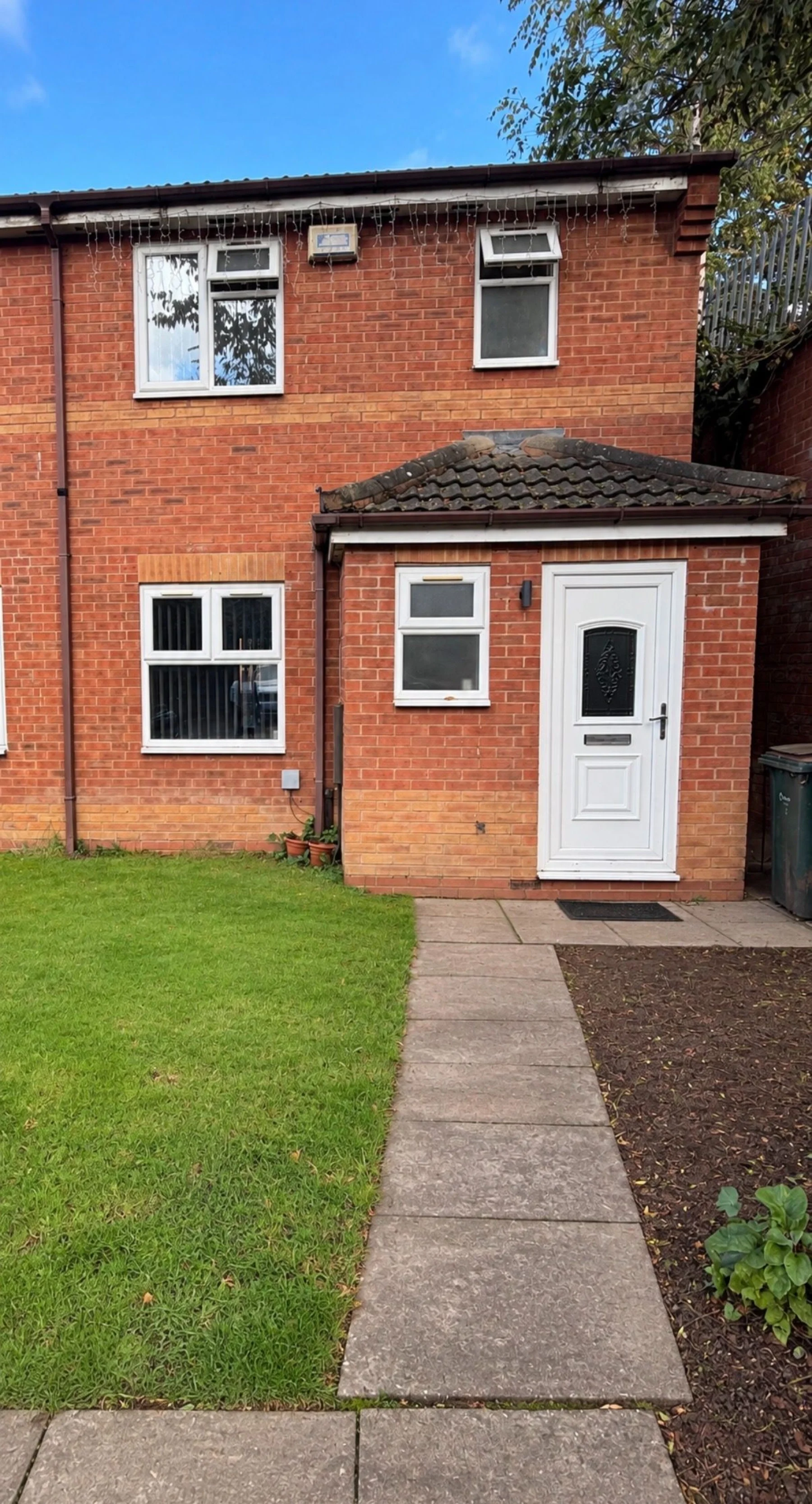 House St Nicholas Close in Coventry