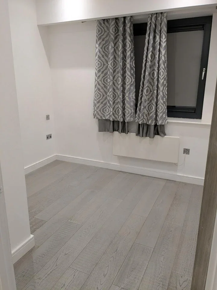Flat Bath Road in Slough