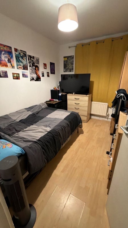 Room Worgan Street in Greater London