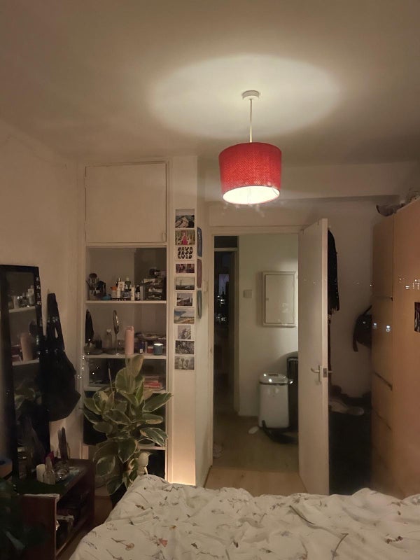 Room Horne Way in Greater London