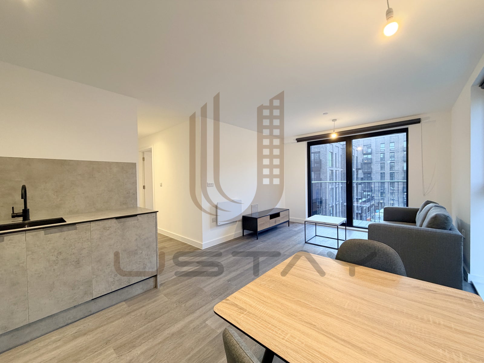 Flat Ordsall Lane in Salford