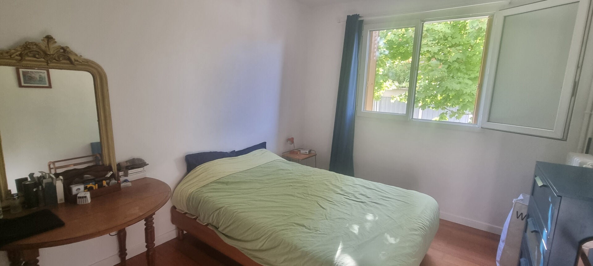 Flat Rue de Romainville in Montreuil